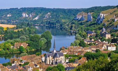 Tell us about a great riverside visit in France – you could win a holiday voucher