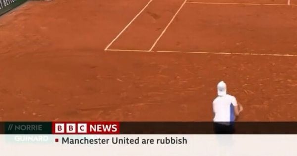 BBC apologises for 'Manchester United are rubbish' message on screen