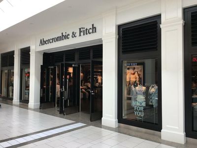 Why Abercrombie & Fitch Stock Is Plunging Today