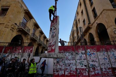 Lebanon currency hits new low after vote, crisis deepens