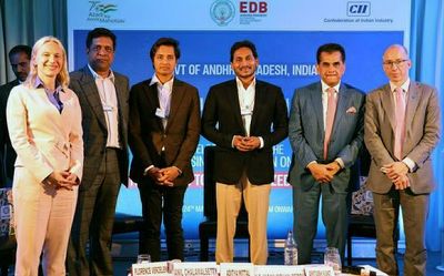 Andhra Pradesh CM bats for decarbonised economy in Davos