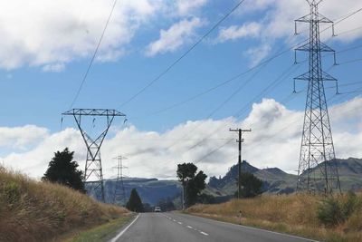 Can New Zealand hit its renewable electricity goal?