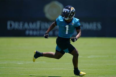 Jags RB Travis Etienne cleared for practice activities