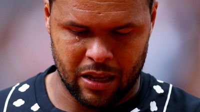 Jo-Wilfried Tsonga cruelled by shoulder injury as he farewells tennis and Roland Garros in tears