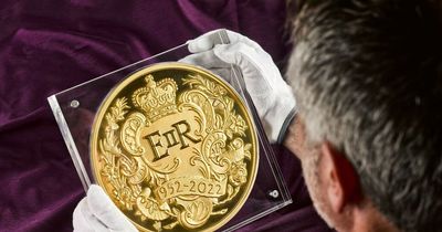 Royal Mint unveils biggest-ever, 15kg gold coin for Queen's Jubilee