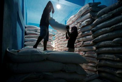 India restricts sugar exports at 10 million tonnes