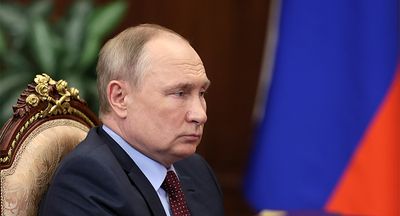 Putin ponders a shift in strategy: annexing breakaway territories