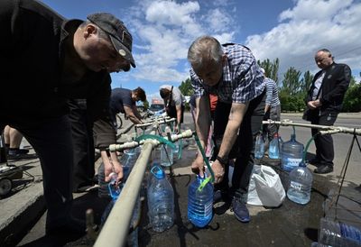 Water shortages test Ukraine's Mykolaiv as hardships bite