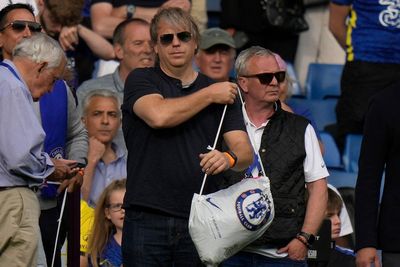 UK govt approves sale of Chelsea by sanctioned Abramovich