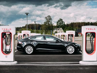 Tesla Can't Take Cover Under 'Arbitration' Proceedings In Sexual Harassment Lawsuit, Judge Rules