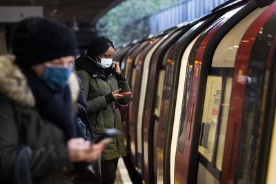 Almost 4,000 fines handed out to maskless passengers on London transport