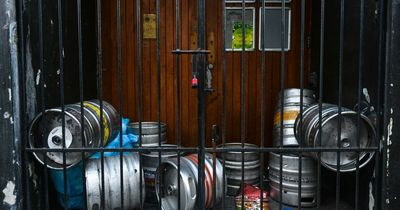 Irish pubs: Bad news for the summer as some bars 'to cut opening hours over shortages'
