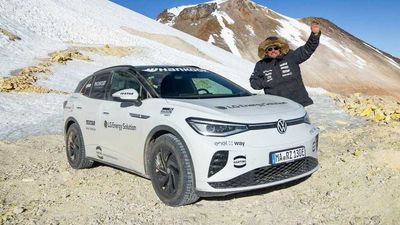 VW ID.4 GTX Sets Guinness World Record By Reaching Altitude Of 5,816 Meters