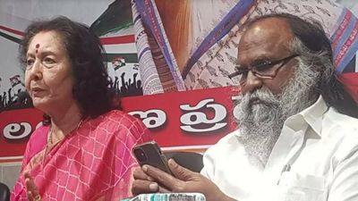 Telangana CM KCR has not implemented his per-district super speciality hospital poll promise: Congress