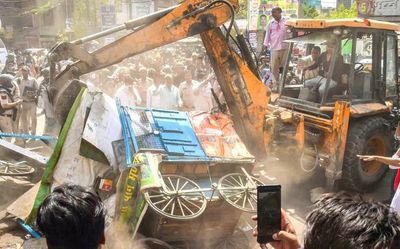 MCD carries out anti-encroachment drive in Delhi's Naraina Industrial area