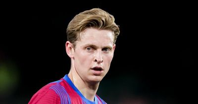 Barcelona update Frenkie de Jong transfer stance amid Manchester United interest