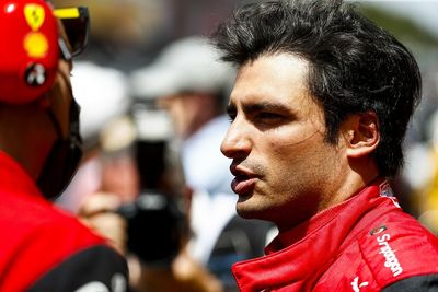 Sainz: Ferrari F1 struggles "deserves privacy", involves technical secrets