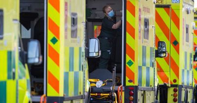 Health boss predicts exact date 'sinking' ambulance service 'will all fail'