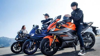 2022 Yamaha YZF-R25 ABS Gets New Colors And A Limited Edition In Japan