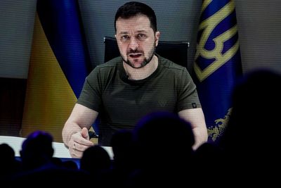 Ukraine's Zelenskiy orders end to visa-free travel for Russians