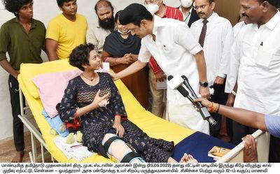 Stalin visits ailing student in hospital