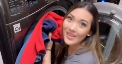 'Mum-fluencer' shares 'lazy' laundry hack for wrinkled clothes as internet left divided