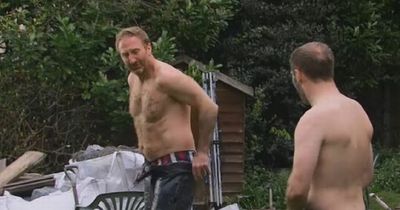 'What the hell am I watching?' ITV Corrie fans baffled by wet stripping scenes as Tyrone and Phill fight over Fiz