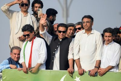 Pakistan's ex-PM Khan issues ultimatum on elections after mass rally