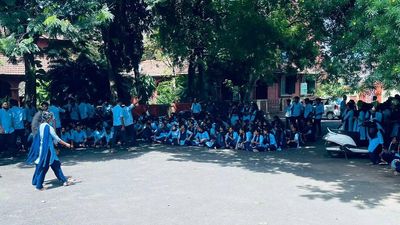 College students in Mangaluru protest against Muslim girls wearing hijab