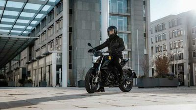The Motron Nomad 125 Is A Sporty Beginner-Friendly Naked Bike