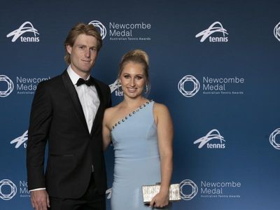 Dasha and Luke make a perfect Paris match