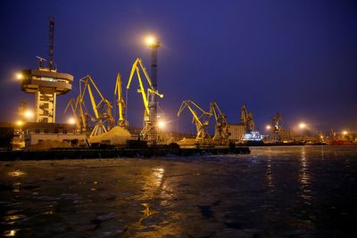 Russia says civil vessels may use Mariupol port, mine danger lifted