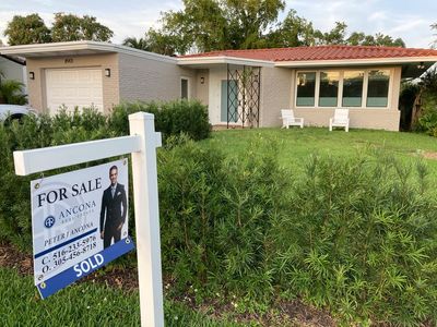 Average long-term mortgage rates fall; 30-year loan at 5.1%