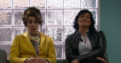 ITV Emmerdale fans 'in love' with Moira Barton's new look
