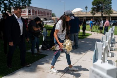 Meghan Markle makes surprise visit to Uvalde to lay flowers at memorial for Texas shooting victims