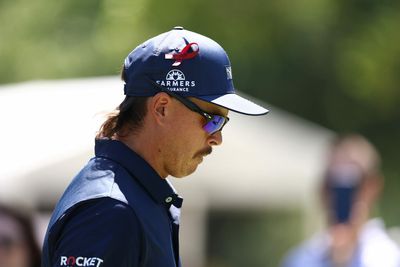 PGA Tour players wear ribbons for Texas school shooting victims at Charles Schwab Challenge