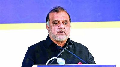 Narinder Batra says he is still IOA boss, rivals say 'contempt of court'