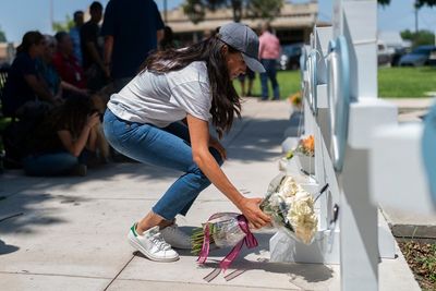 Texas shooting: Meghan Markle was ‘offering condolences as a mother’ with ‘peace’ roses tribute to victims