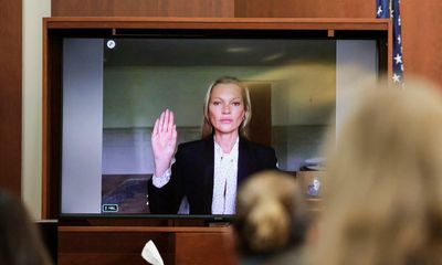 Take a bow: Kate Moss outfit sends subversive message at Depp libel trial