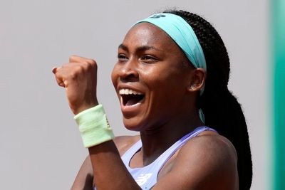 Teenager Coco Gauff beats veteran Kaia Kanepi to reach French Open fourth round