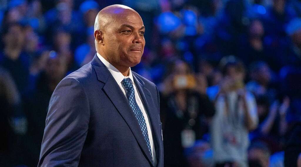 Watch Warriors Fans Throw Things at Charles Barkley…