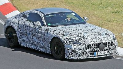 New Mercedes-AMG GT Coupe Spy Shots Capture Future 911 Competitor