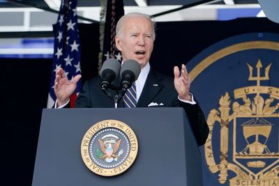 Biden tells Naval Academy grads Putin is trying to ‘eliminate’ Ukrainian culture and identity