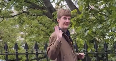 Edinburgh fans go wild as TikTok trainspotter Francis Bourgeois seen in city