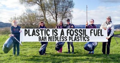 Dumbarton litter group demand UK Government introduce plastic ban legislation