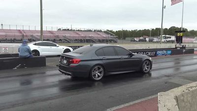 Tesla Model S Long Range Doesn't Need Plaid To Drag Race M5, C7 Z06