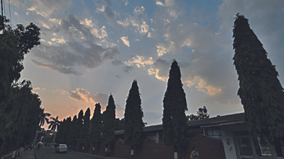 Clouds fail to give Bhopal respite from heat wave