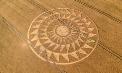 The Perfect Golden Circle by Benjamin Myers review – rollicking crop-circle folk tale