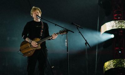 Ed Sheeran review – sentimental, standardised but potent stadium pop