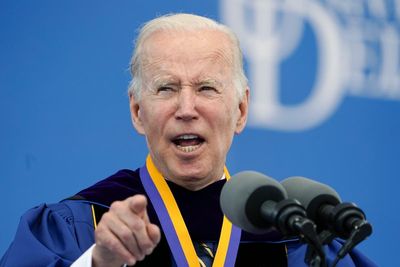 Biden tells Delaware grads to step up, 'now it's your hour'